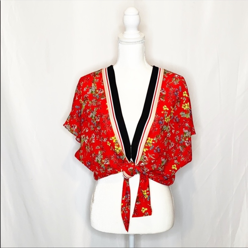 Alive + Olivia Neiman Marcus Crop Wrap Top L